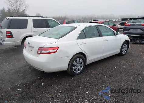2011 Toyota Camry from USA, damaged, VIN 4T1BF3EK9BU686226